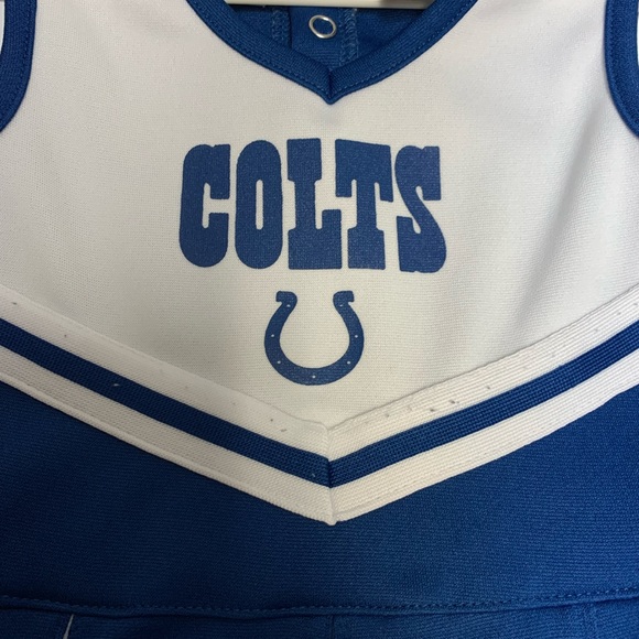 Youth Colts cheerleading 2T - Picture 3 of 6